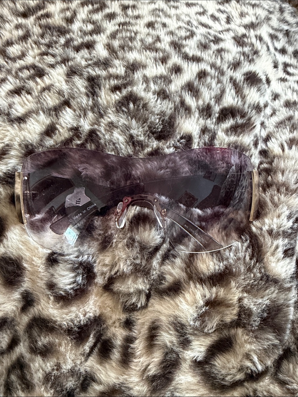 Women’s Shield Sunglasses in Gradient Purple UO